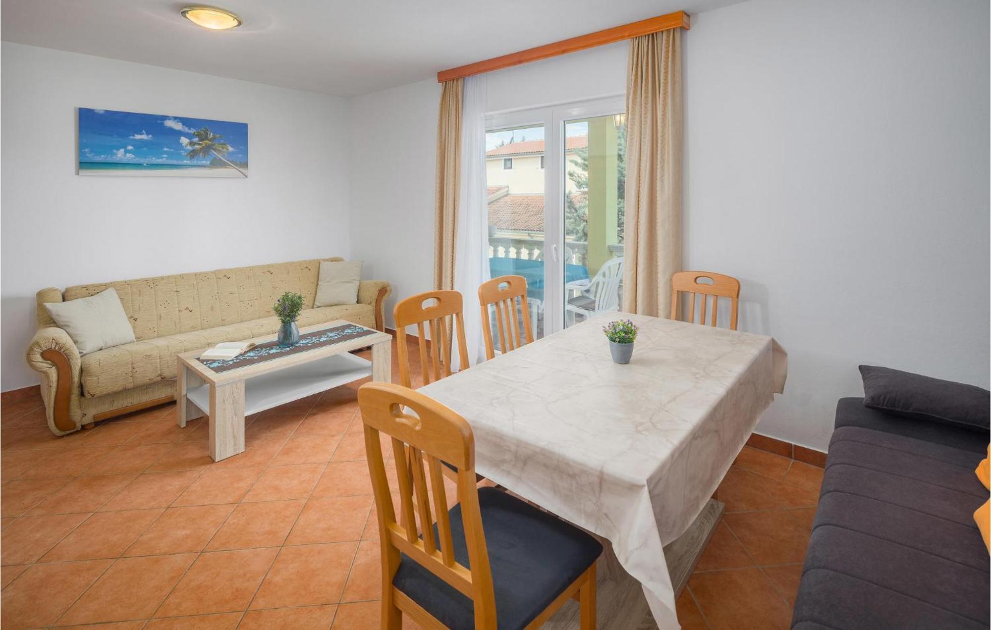 1 Bedroom Beautiful Apartment In Porec Exterior photo